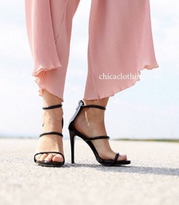 strappy-sandals-thumb