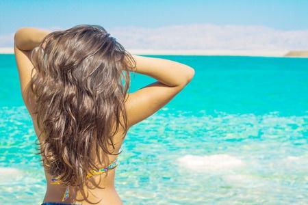 beach-hair-main-Image-Vitaly-Suprun123RF_grande
