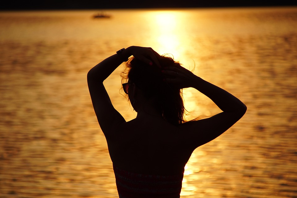 woman-3684528_960_720